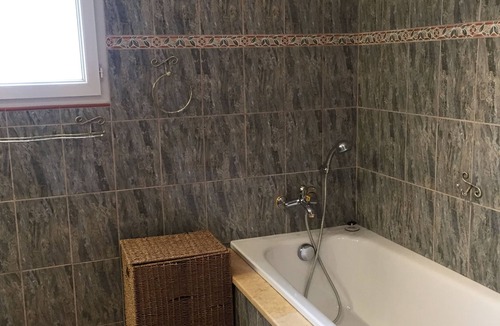 Boulbon House | In Provence, near AVIGNON, villa rental