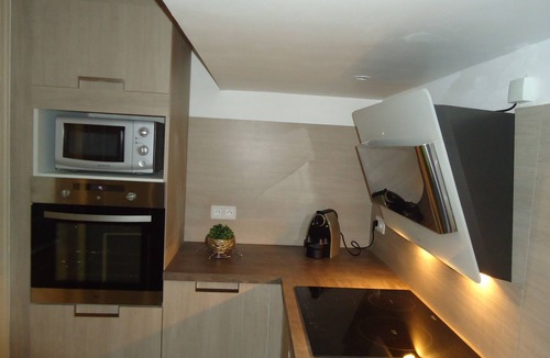 Avignon City Centre Apartment | In the historic center of Avignon, pleasant luxury F3.