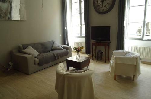 Avignon City Centre Apartment | In the historic center of Avignon, pleasant luxury F3.