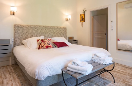 Cabannes Other | In the Mas des Pampres, Provence is at your fingertips