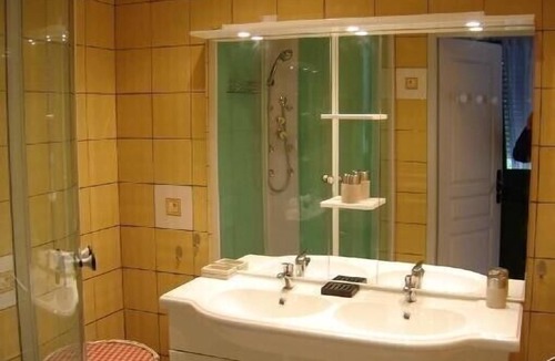 Pierrevert Apartment | Individual Large T2 New Near Manosque Golf 18 Holes classified 4 logis de f