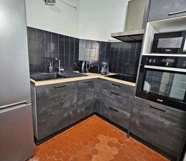 Avignon City Centre Apartment | Jean - 2 chambres dans le centre historique - WIFI -