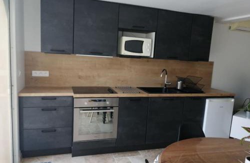 Pertuis Apartment | Joli studio calme et moderne