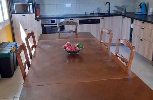 Saint-Saturnin-les-Apt House | Jolie Maison Familiale Dans le Luberon