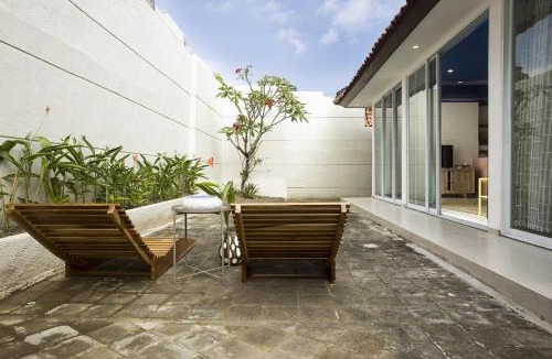 Blahbatuh Villa | KAME HOUSE - Peaceful Villa near Bali Safari