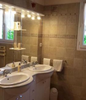 Cabries Bed & Breakfast | L'étape Provencale