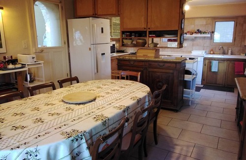 Chateauneuf-de-Gadagne House | L'Arcade near Avignon and L'Isle/Sorgue, detached house for 12p, 8 rooms,