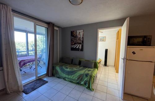 Les Sablettes Apartment | L'endroit
