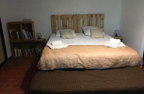 Ansouis Bed & Breakfast | l'Estagnol