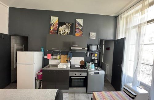 La Joliette Apartment | L'Haussmannien 65