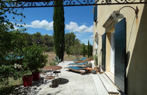 Boulbon Villa | La Bastide des Bouisses
