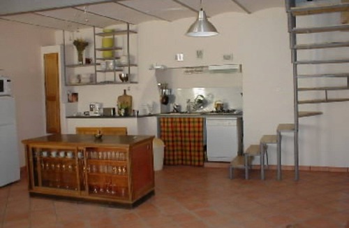 Ginasservis Apartment | La Biscaronne 18th century farmhouse in the heart of Provence Far from mass tourism
