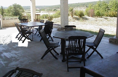 Ginasservis Apartment | La Biscaronne 18th century farmhouse in the heart of Provence Far from mass tourism