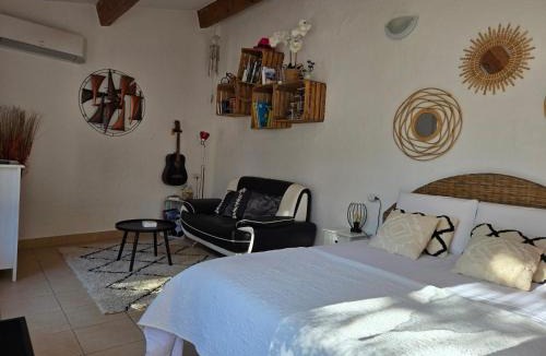 Montfort-sur-Argens House | La cascade de Carcès
