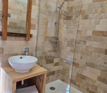Montfort-sur-Argens House | La cascade de Carcès