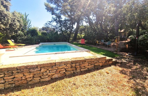 Grans House | La Chênaie, Mas Provençal 6 Personnes Avec Piscine