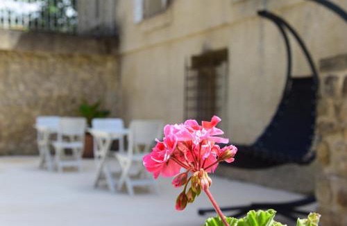 Mormoiron Bed & Breakfast | La Chambre des Amis au Moulin des GYPSES, Ventoux