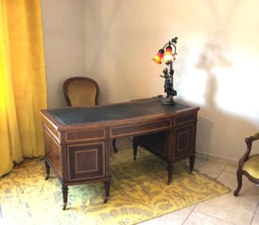 Manosque Apartment | La Cigale