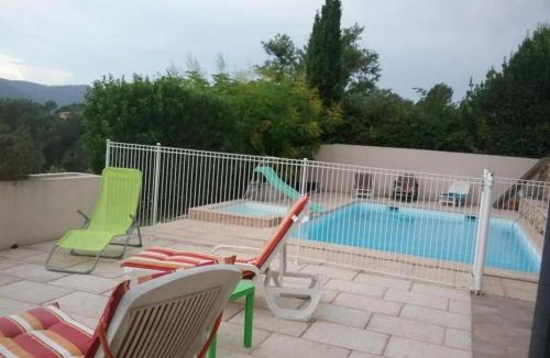 Bagnols-en-Foret House | La cigaline