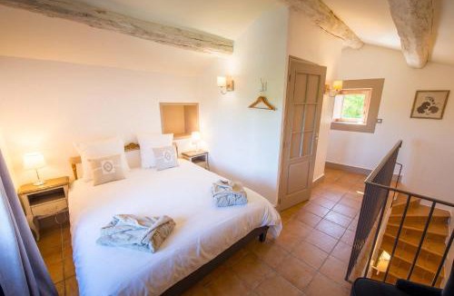 Colonzelle House | La Demeure de Cybèle - Gite de charme pour 10 personnes en Drôme Provençale
