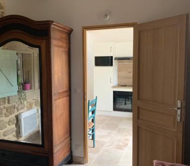 Grillon House | LA MAGNANERIE