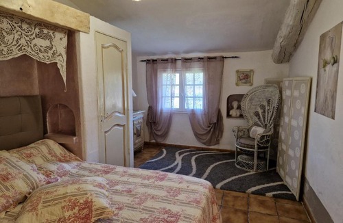 Mallemort House | La magnanerie