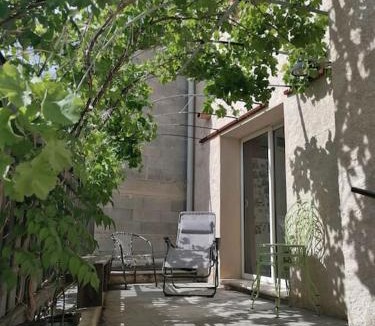Bauduen Apartment | La maison de la vigne