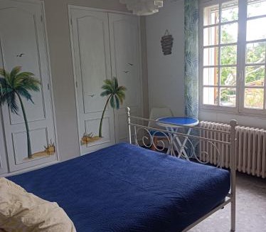 Velleron House | LA MAISON DU BONHEUR