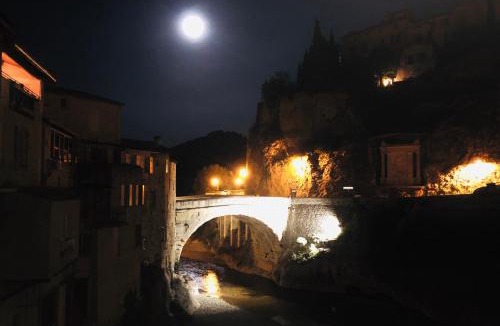 Vaison-la-Romaine Villa | La Maison du Pont Romain