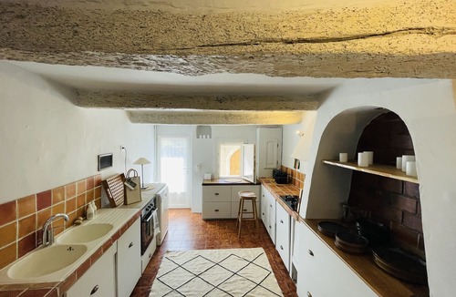 Menerbes House | La Maison Maupas