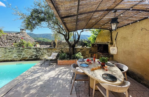 Menerbes House | La Maison Maupas