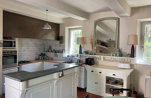 Lagnes Villa | La Maison Rose, family vacation home