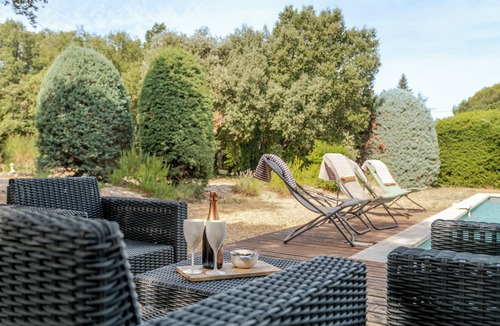 Bonnieux Villa | La Mathilde - Premium Pool Villa Private Tree-Top Adventure