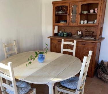 Amirat House | La Petite Prairie