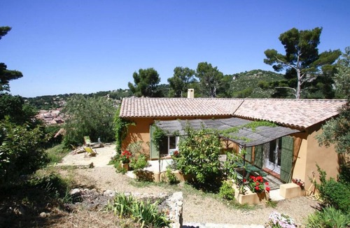 Ollioules House | La Pinède Penchée 5km from the beaches