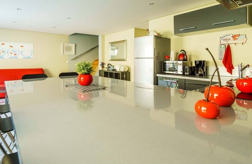 Saint-Bonnet-du-Gard Cottage | La Remise + The Loft = 18 beds in a cozy & warm setting