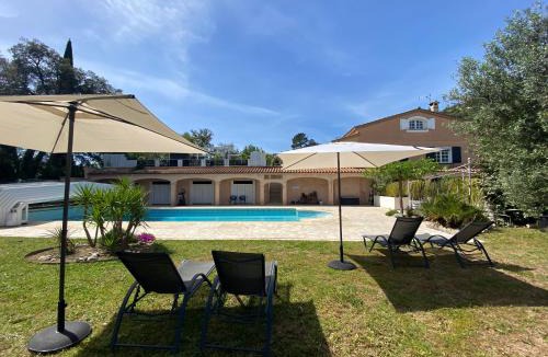 Plan-de-la-Tour House | La Roca Flora