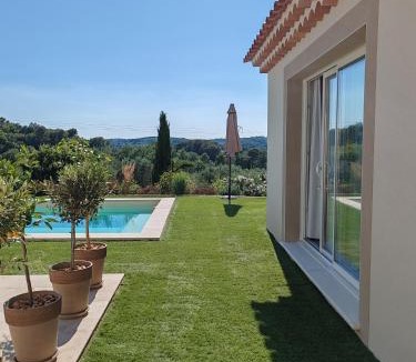 Draguignan House | La Tiny de Louis, au milieu des oliviers, avec jolie piscine