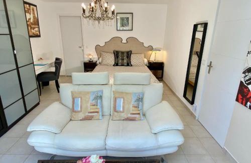 Tourves Bed & Breakfast | La Vie Est Belle En Provence