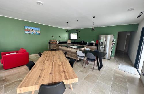 Mazan Villa | La Villa de Jéna