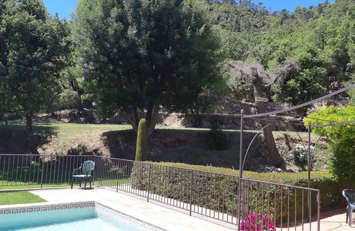 La Roquebrussanne House | Large charming property in a haven of greenery!