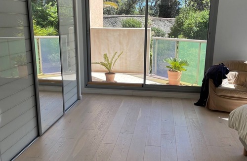 Prado-Perier Apartment | Large garden apartment in Carré d'or, walking distance to beach and town