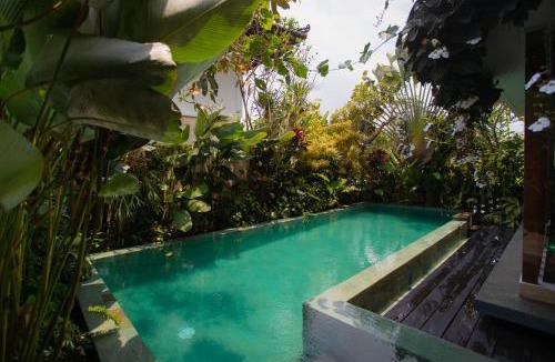 Melayang Villa | Laxmi Villa Ubud 5BR