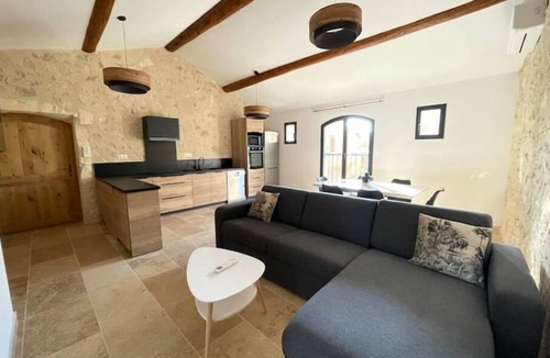 Maussane Apartment | Le 15 charming 4-person apartment