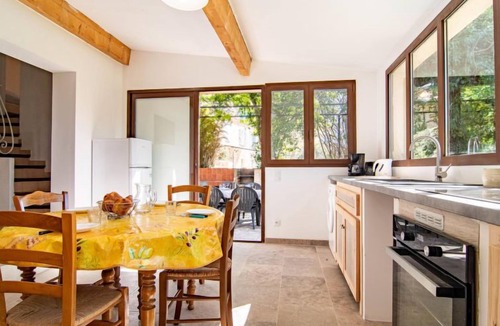 Besse-sur-Issole House | Le Cabanon by Interhome