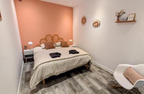 4th Arrondissement Apartment | Le Cigalon - Terrasse & Climatisation - Les Frères de la Loc'