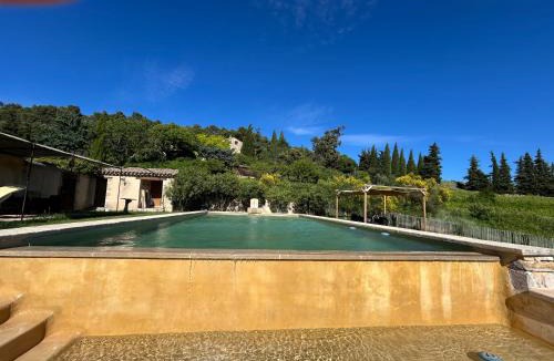Le Barroux Bed & Breakfast | Le Degoutaud