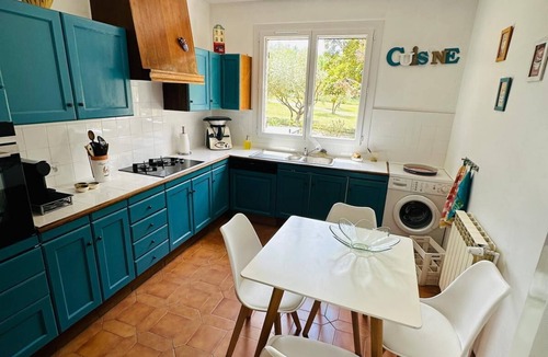 Grand Sud House | Le Havre provençal de Luynes - Charming Villa with Pool Near Aix-en-Provence