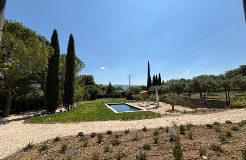 Cabrieres-d'Avignon Villa | Le Jardin des Graminées