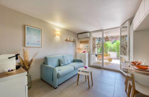 Cavaliere Beach Apartment | Le Lavandou "Cavalière" -Rez de jardin bord de mer , ATOM